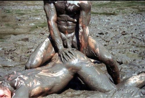 Hot Naked Women Fucking In Mud Cumception