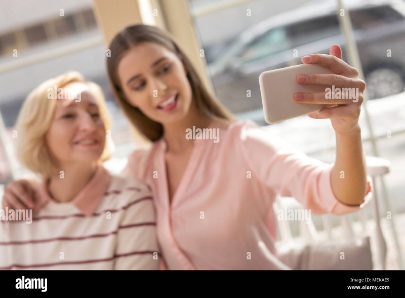 Bbw Granny Taking Naked Selfies Cumception