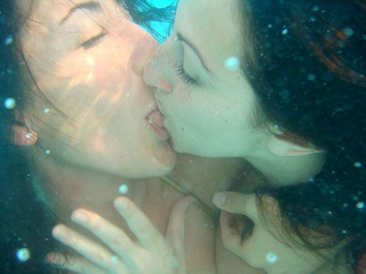 Lesbians Underwater 60