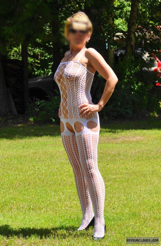 woman wearing see through clothes
