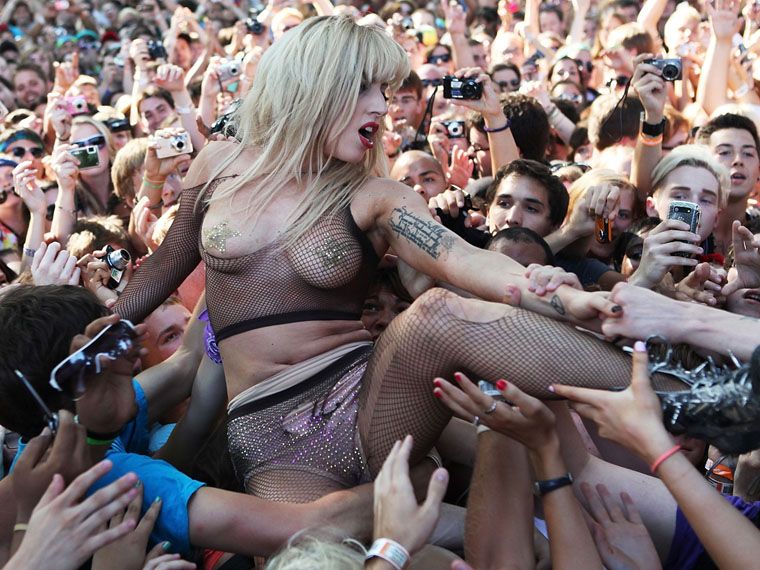 wife naked in crowd