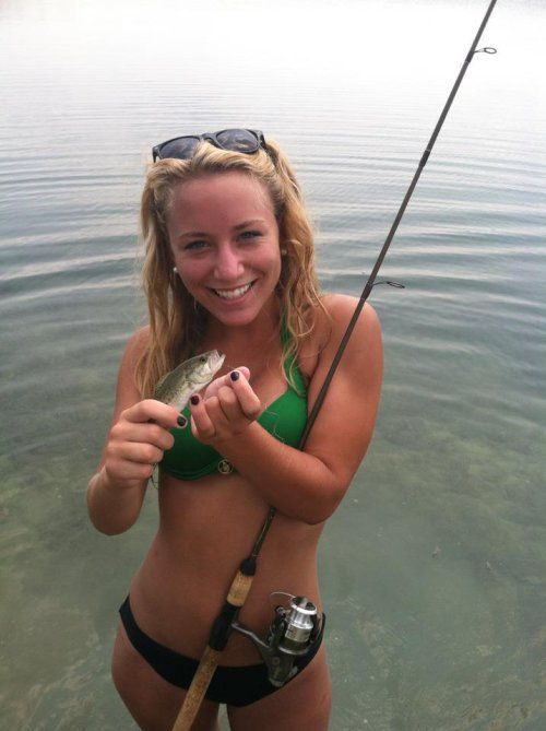 funny pictures of women fishing