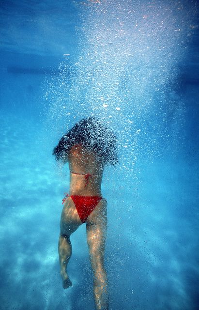 woman underwater need air