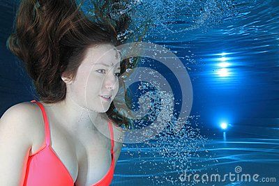 underwater bubbling girls