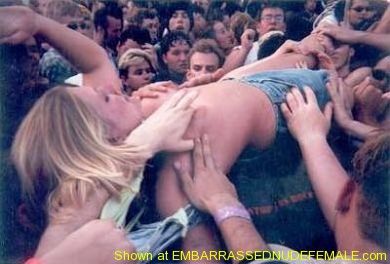girls crowd surfing naked