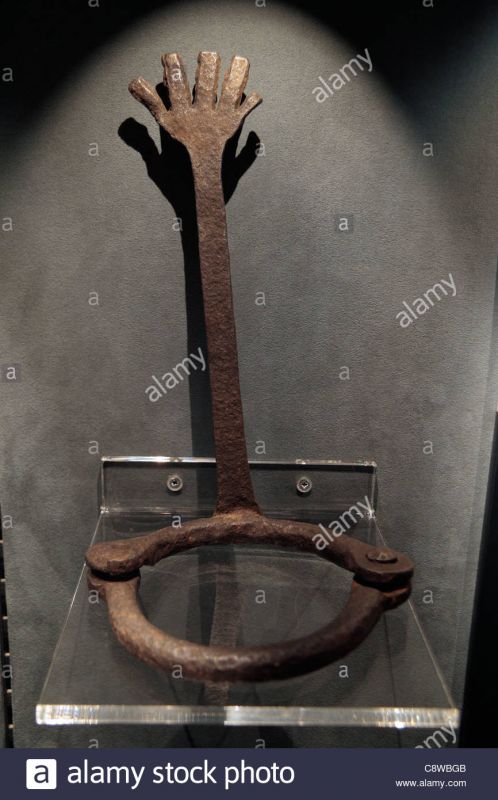 mandalorian slave branding iron