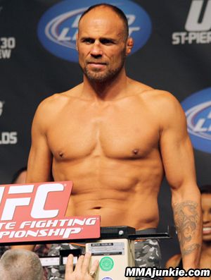 randy couture eyes