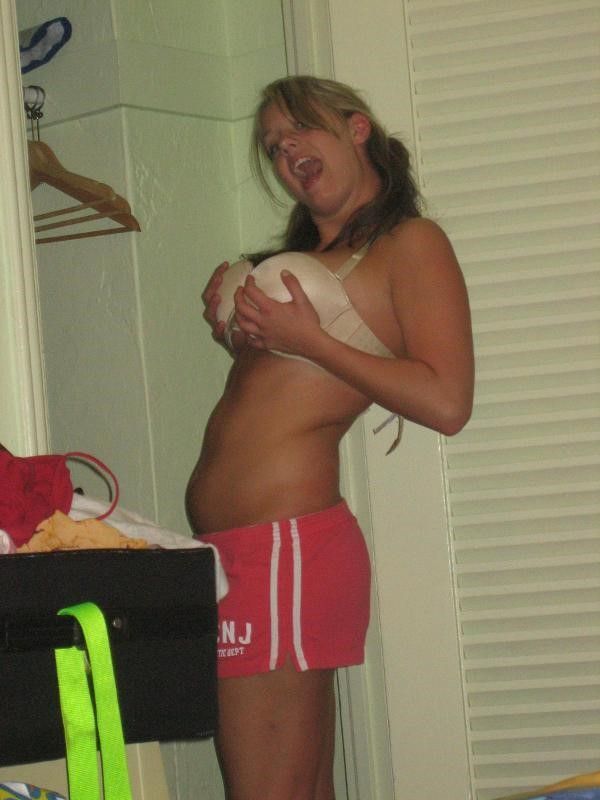 college beer belly girl