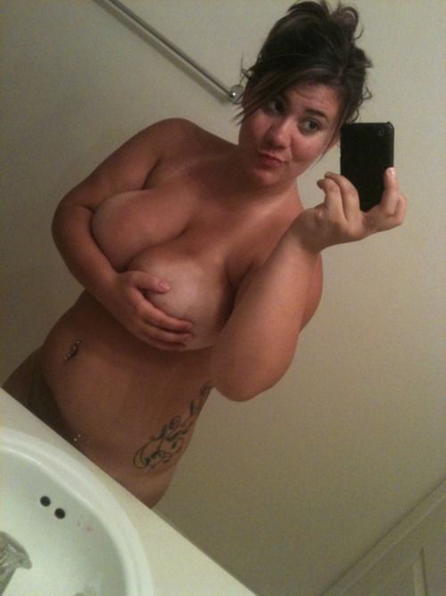 amateur thick girl selfies
