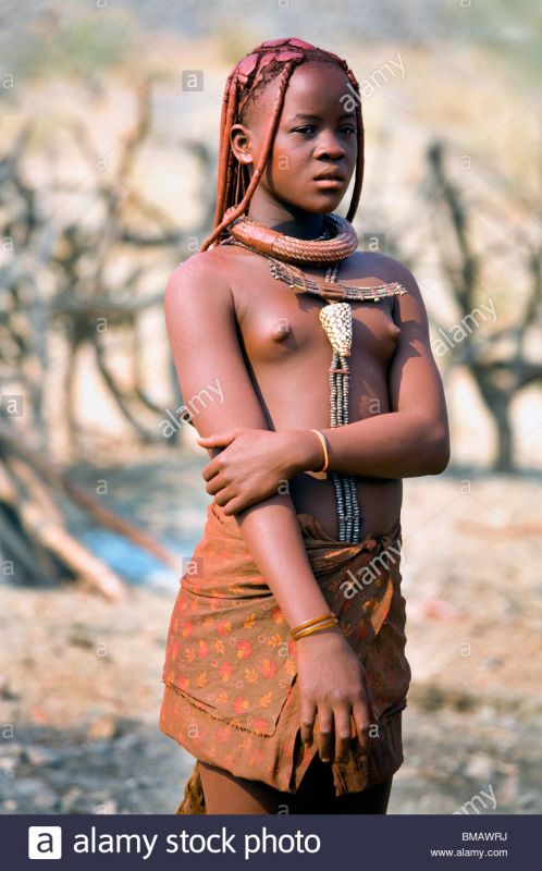 young girl mursi tribe