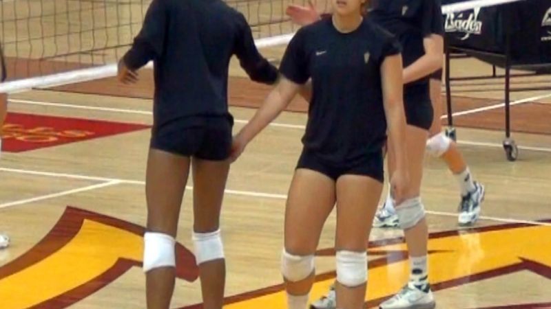 girls volleyball shorts falling off
