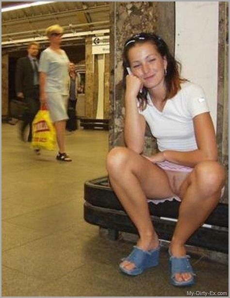 wife naked in public