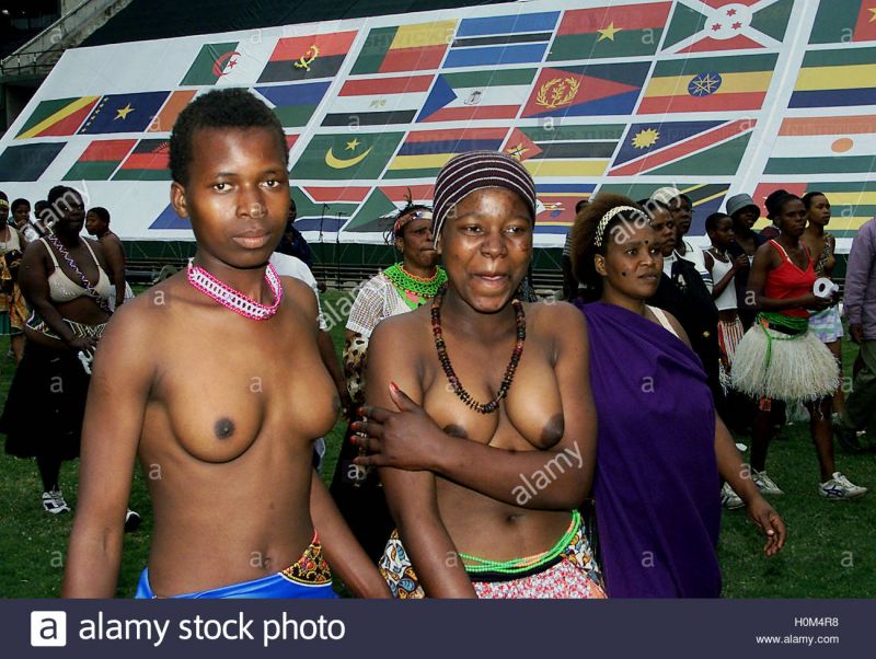 zulu girls inspected