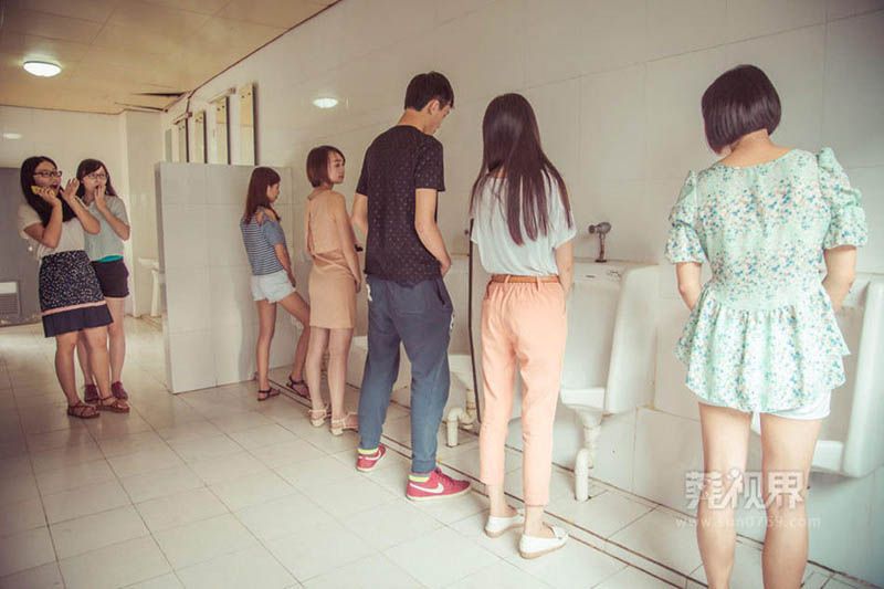 youth hostel communal shower