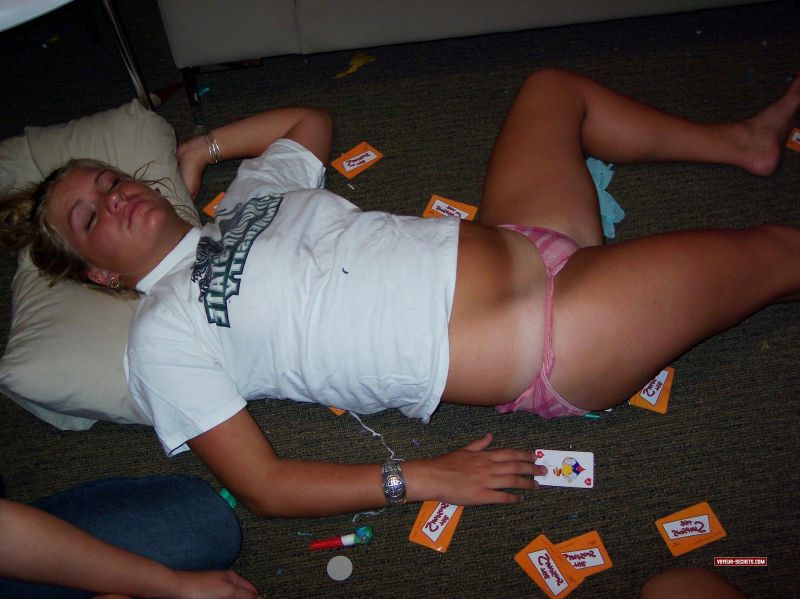 drunk girls passed out pissing