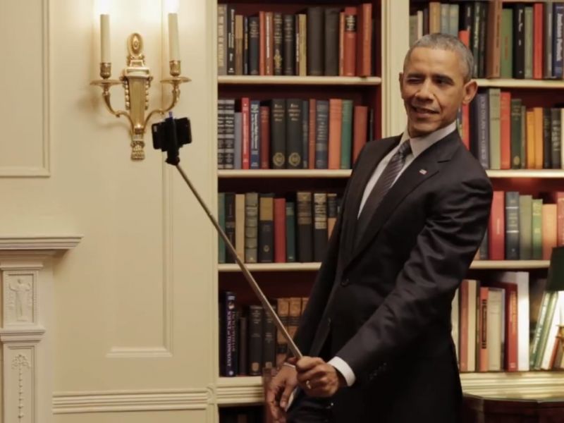 michelle obama selfie