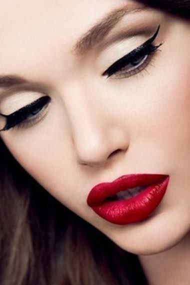 sexy lips red lipstick