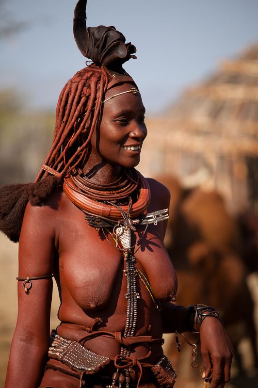 african tribal women without clothes