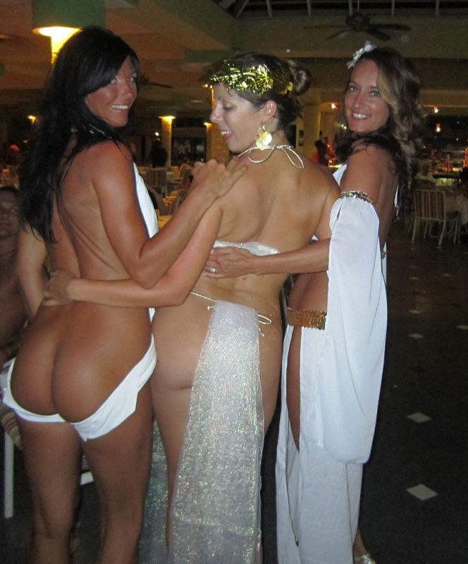 wife gets nude at party