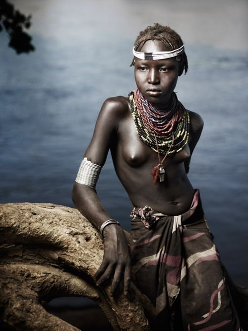 tribe young himba girl
