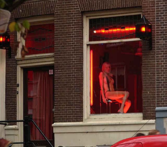 Red light district   nude photos