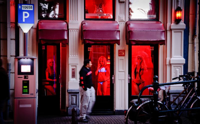 amsterdam red light women of the night