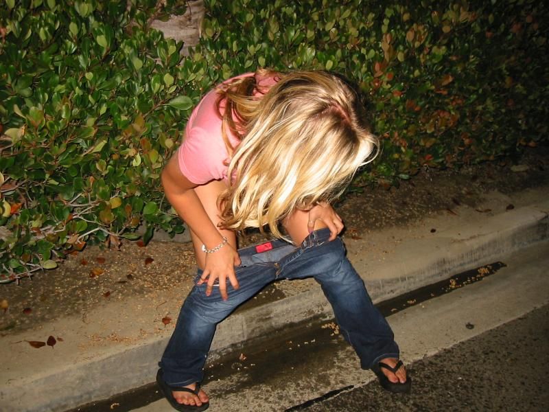 college girls caught peeing