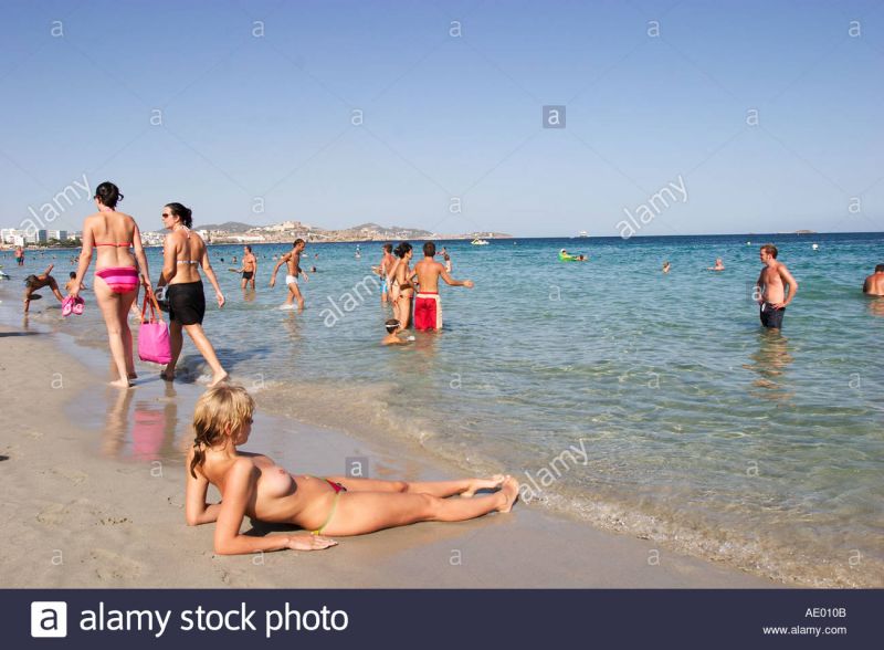 bora bora nude beach