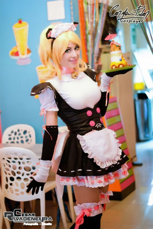 latex maid cosplay
