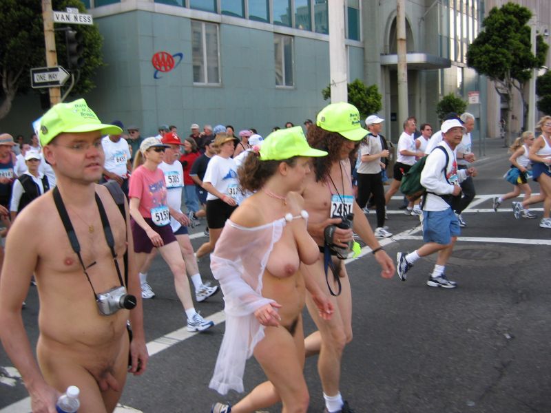 bay to breakers blowjobs