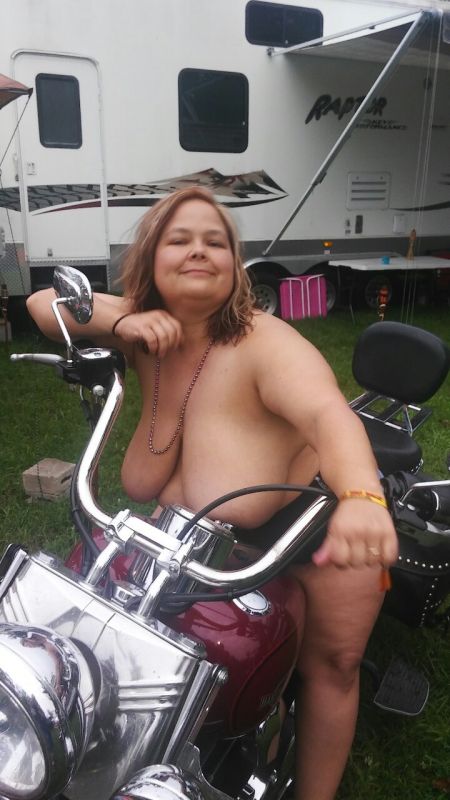 biker wife blowjob