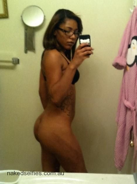 latina nude mirror selfie