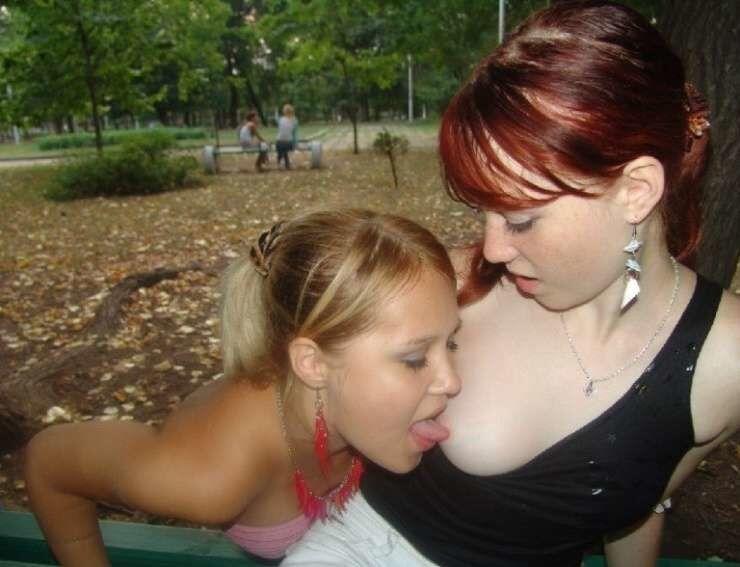 mom daughter bad parenting showing