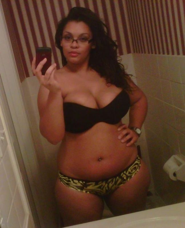 sexy black women with curves