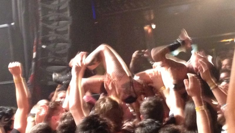 fingered while crowd surfing