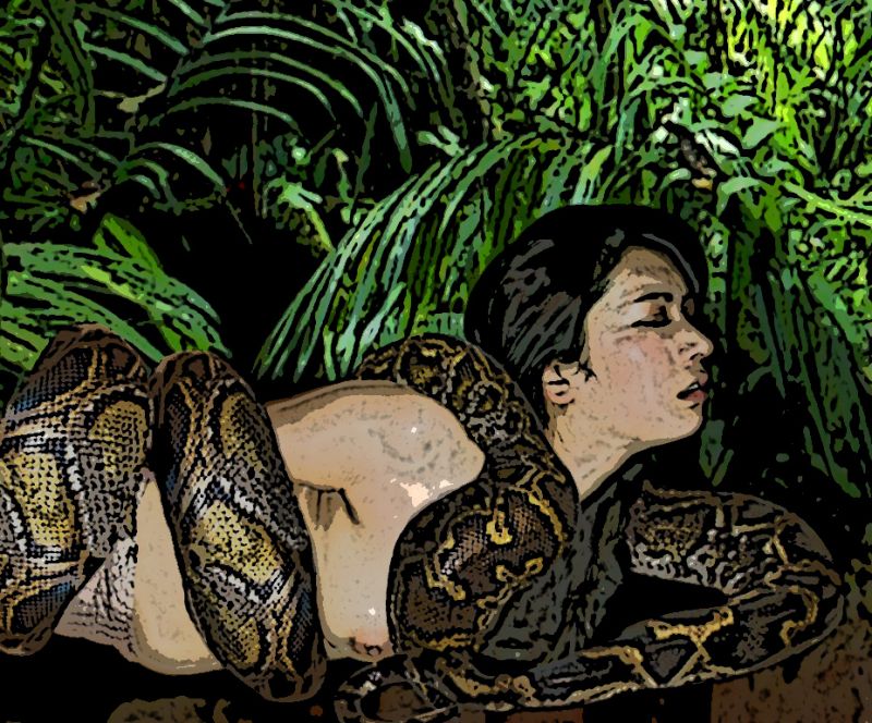 giant snake swallow woman