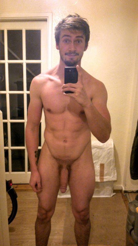 amateur guy nude mirror selfie