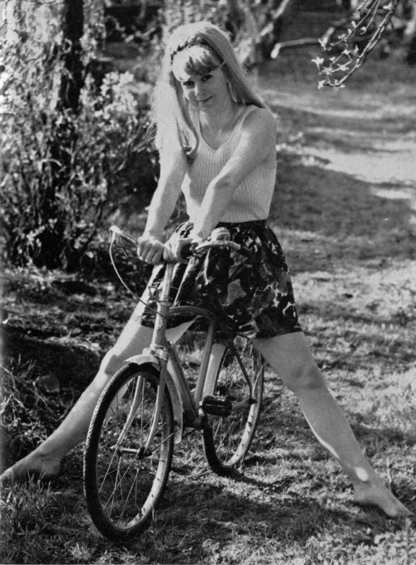 woman on bicycle skirt