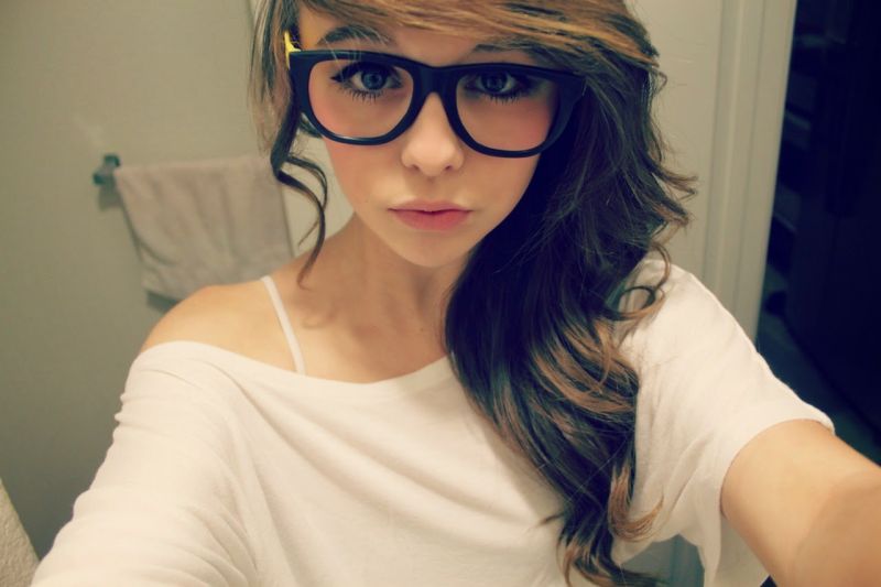 sexy nerd selfie