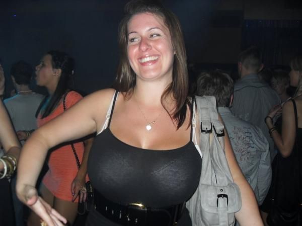 epic cleavage tits