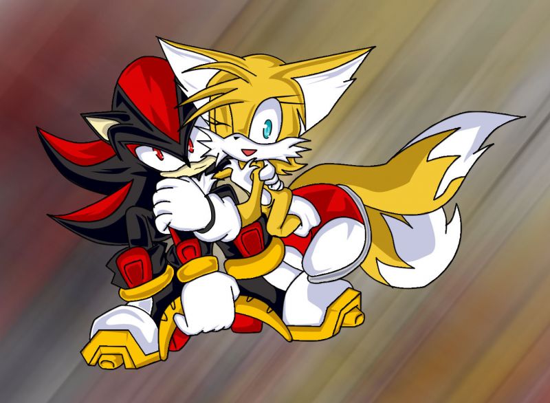 female tails and knuckles