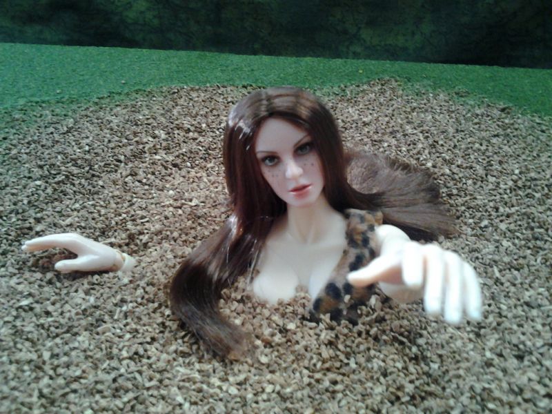 girls in quicksand clay