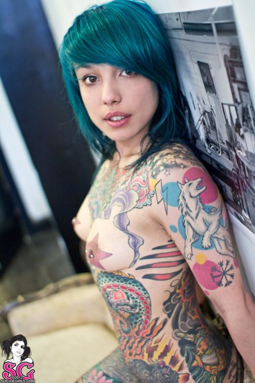 hot naked tattoo girls