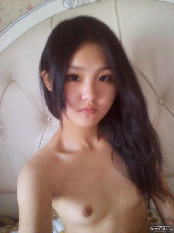 hot asian nude selfies