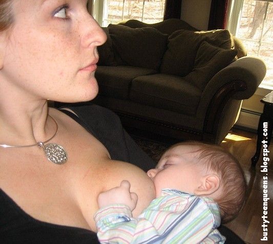 mom fucked while breastfeeding