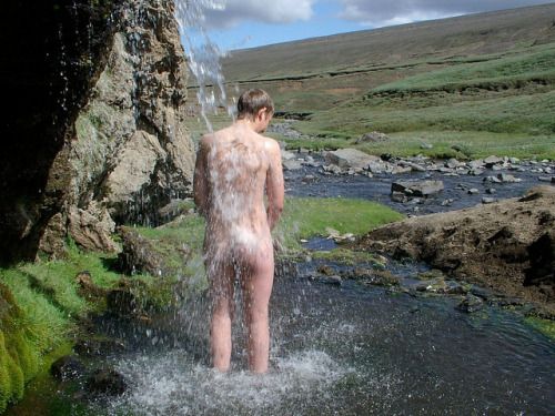 nude women from iceland