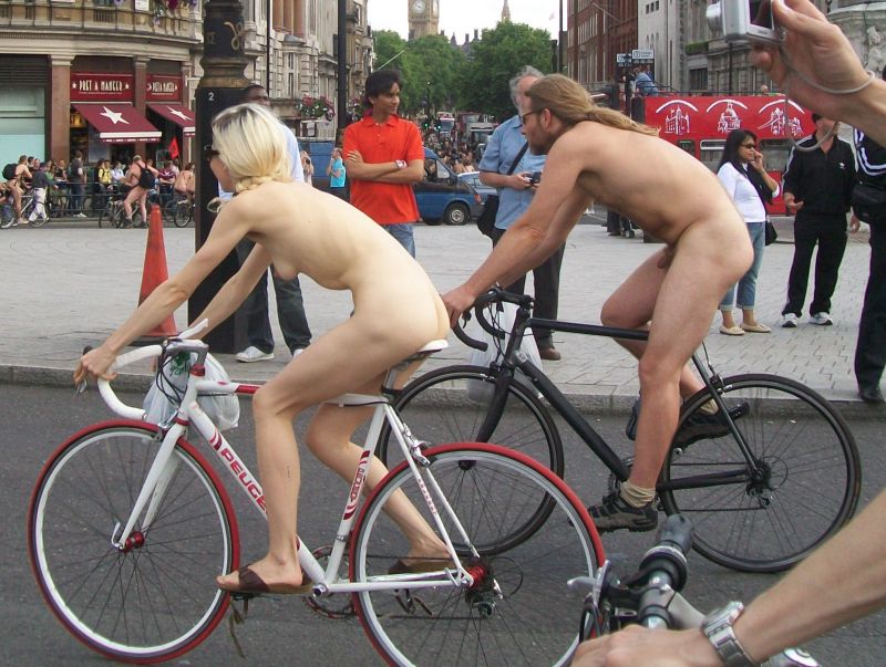 world naked bike ride women