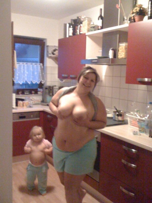 nude parenting fail uncensored moms