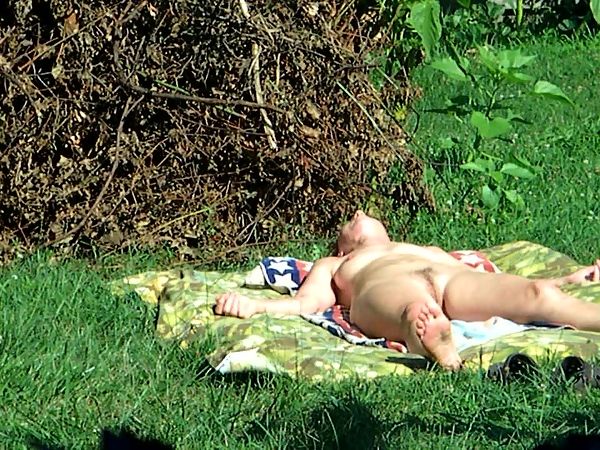 caught neighbor nude sunbathing jerking her off to you