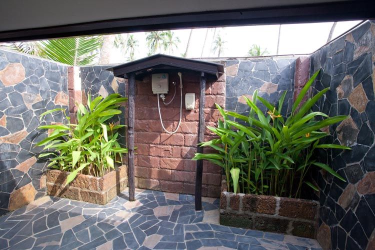 thailand outdoor shower ideas
